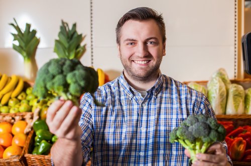 Sezonowa i lokalna żywność ekologiczna – dlaczego to najlepszy wybór dla smaku, zdrowia i domowego budżetu?
